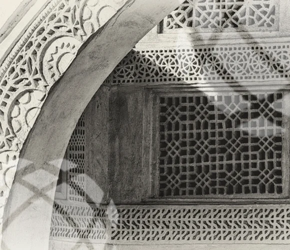من-نحن-2
